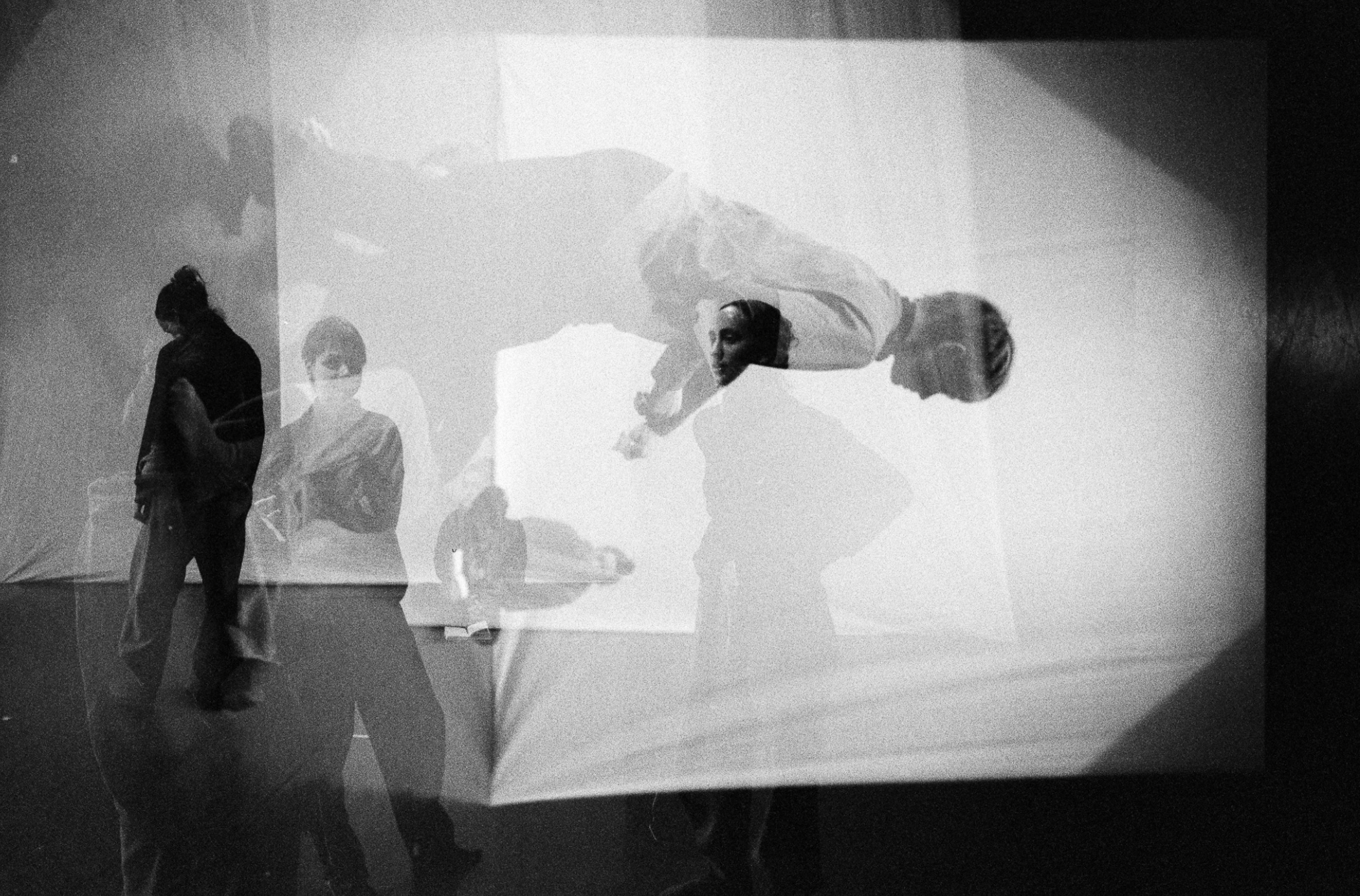 Tender Structures — performance photo 1